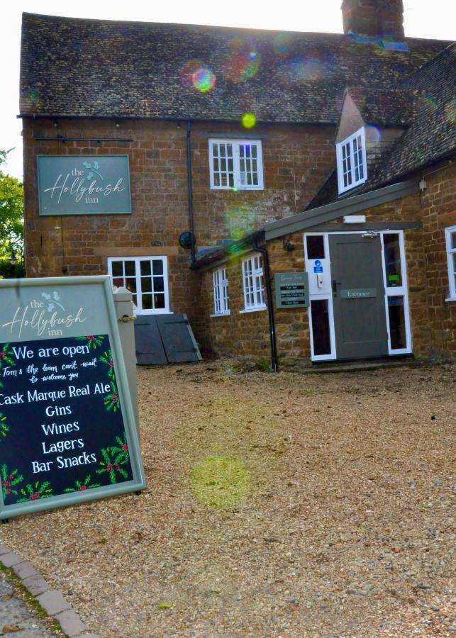 The Hollybush Inn And B&B Priors Marston Luaran gambar