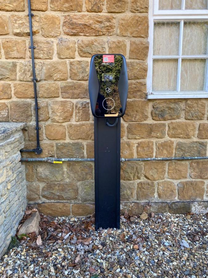 The Hollybush Inn And B&B Priors Marston Luaran gambar