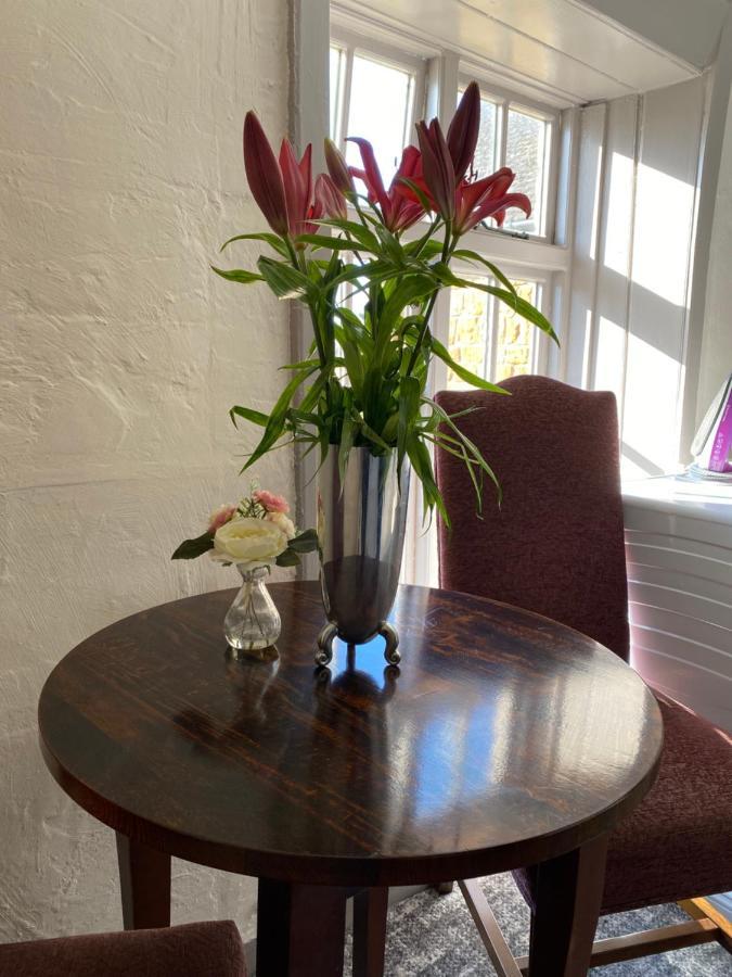 The Hollybush Inn And B&B Priors Marston Luaran gambar